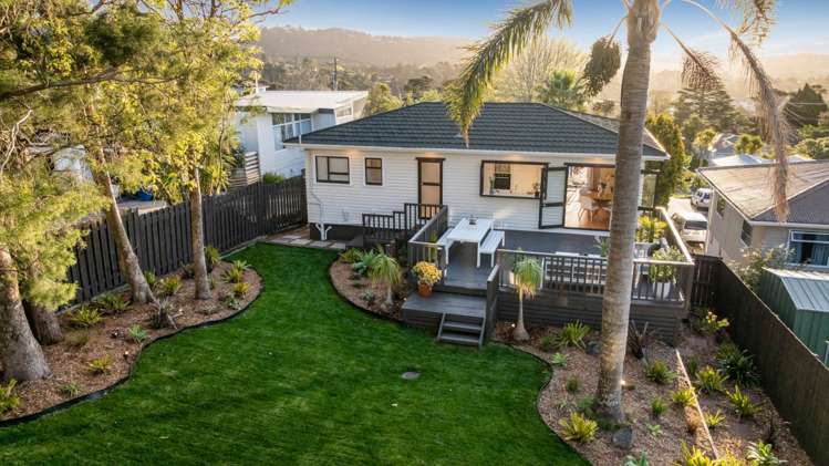 19 Highland Avenue Titirangi_29