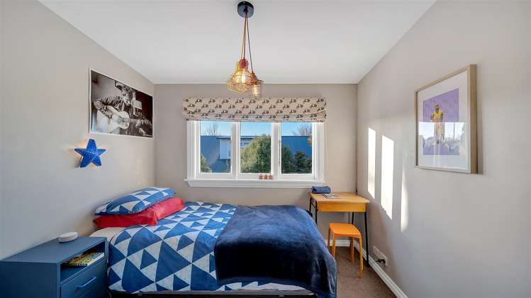 100 Idris Road Bryndwr_18