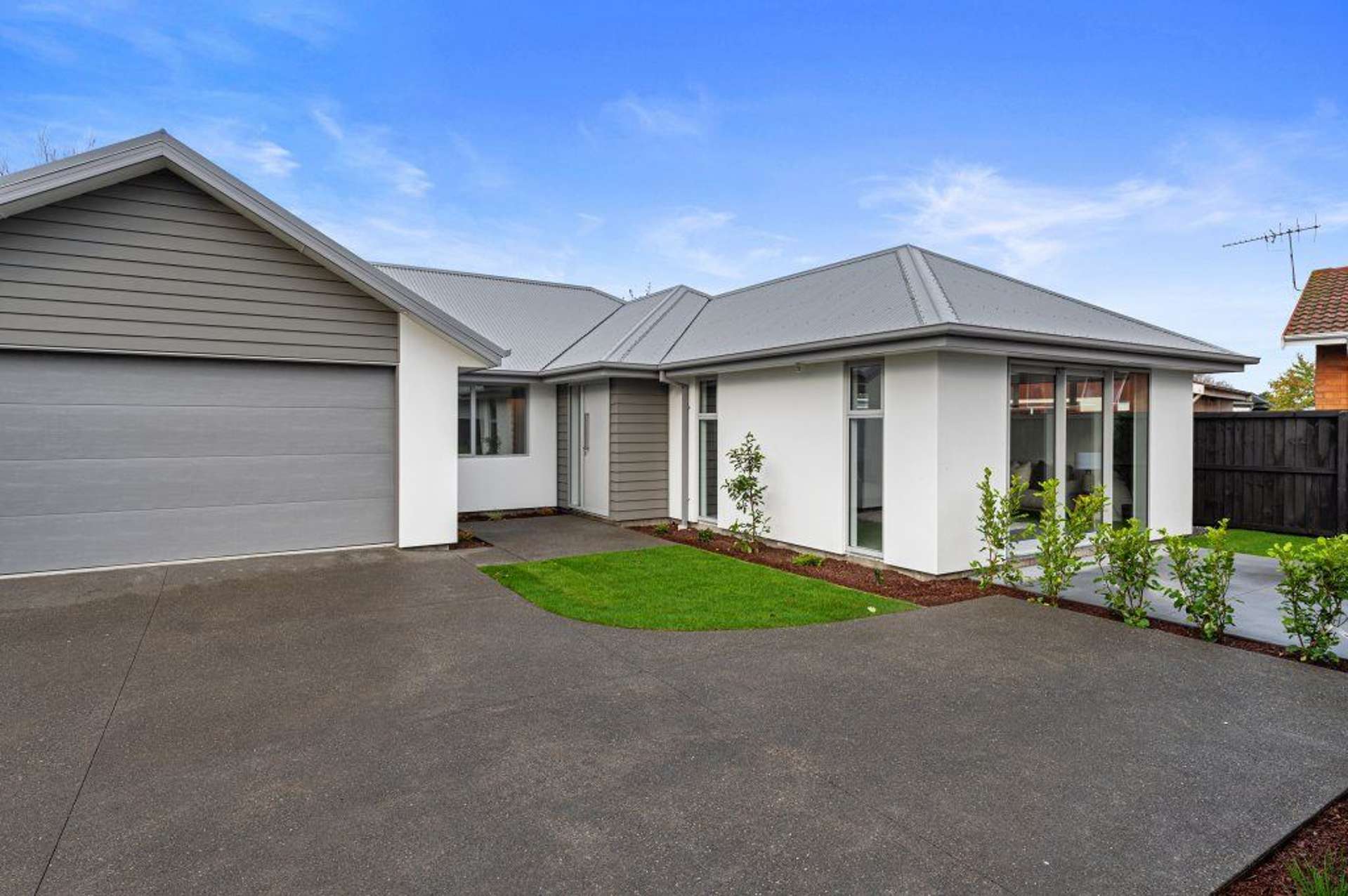 2/81 King Street Rangiora_0
