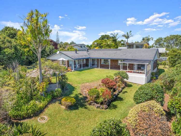 139 Golf Road Titirangi_1