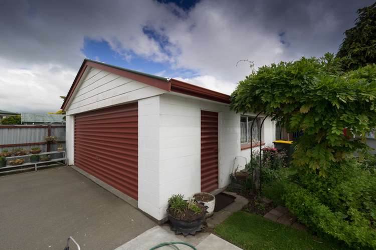 42 Lane Street Allenton_16