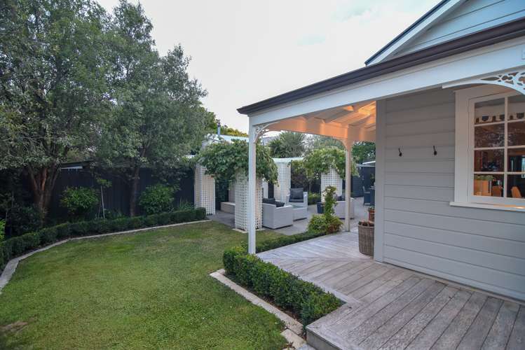 10 Dixon Street Carterton_18