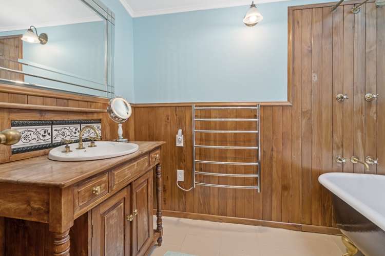 36 Sylvan Valley Avenue Titirangi_12