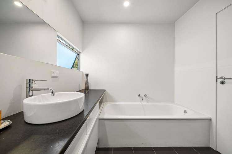 104 Cromarty Drive Martinborough_24