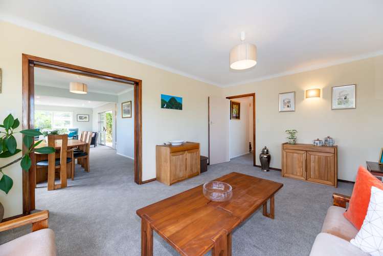 25 Catalina Crescent Forrest Hill_4