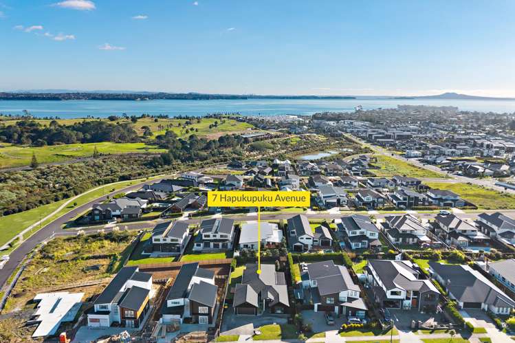 7 Hapukupuku Avenue Beachlands_33