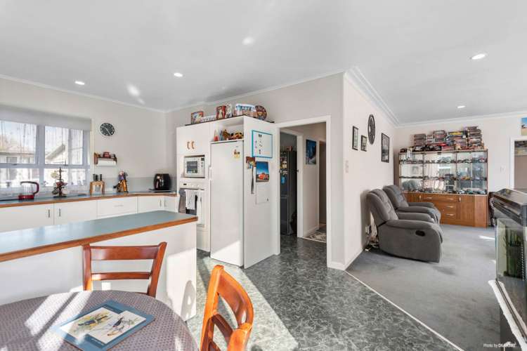 555 Buckland Road Buckland_11