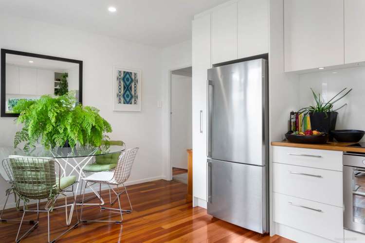 2/8 Arahoe Road New Lynn_5