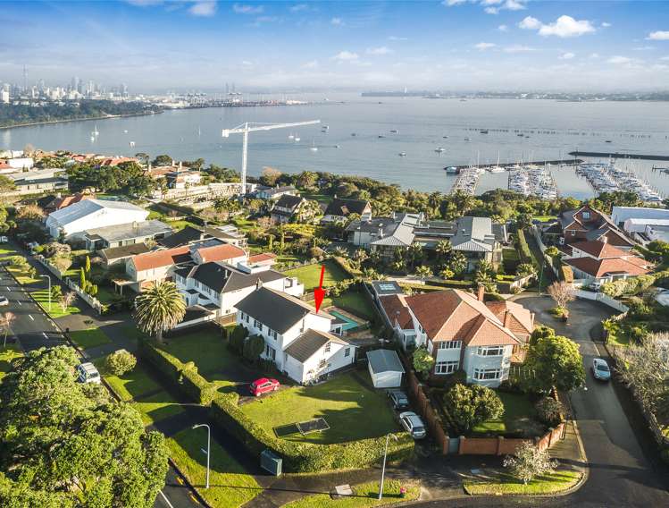 12 Fenton Circus Orakei_1