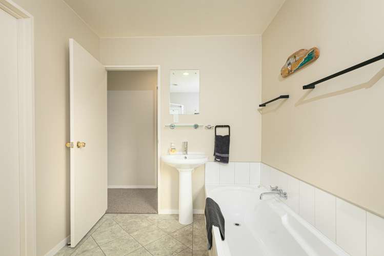 8 Te Paerahi Road Porangahau_7