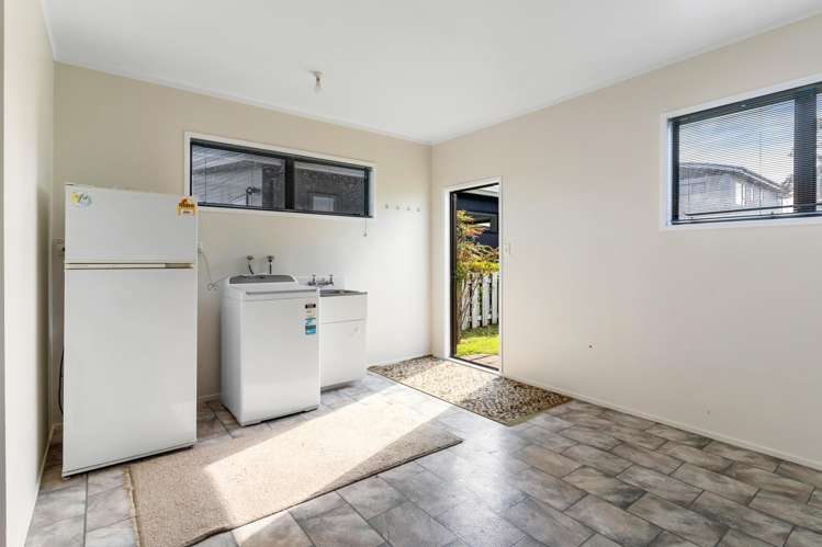 115 Linton Crescent Whangamata_27