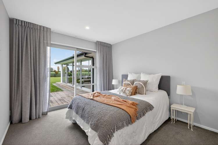 739 Robinsons Road Rolleston_16