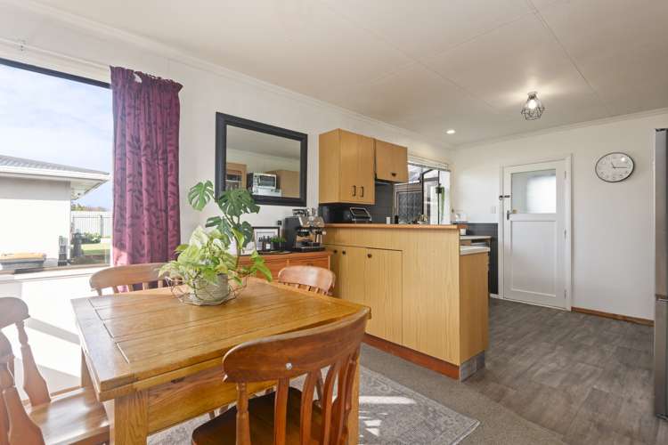 20 Somerset Crescent Highbury_6