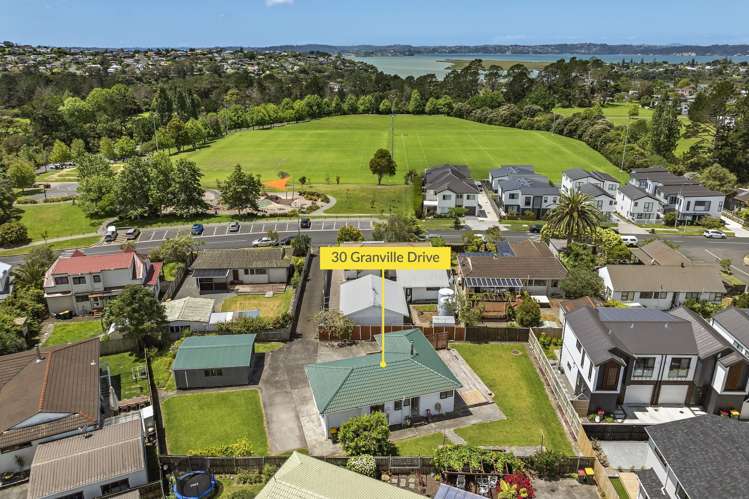 30 Granville Drive Massey_3