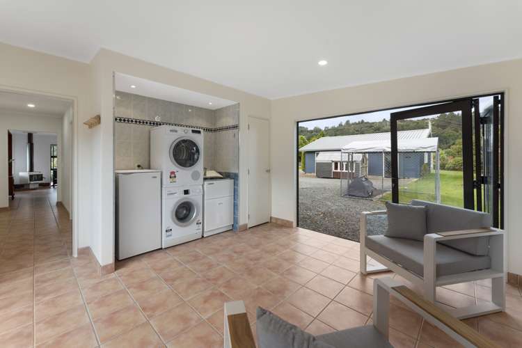 61 Twin Lakes Road Te Marua_12
