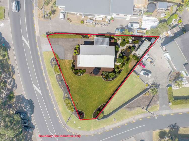 872 Whangaparaoa Road Manly_12