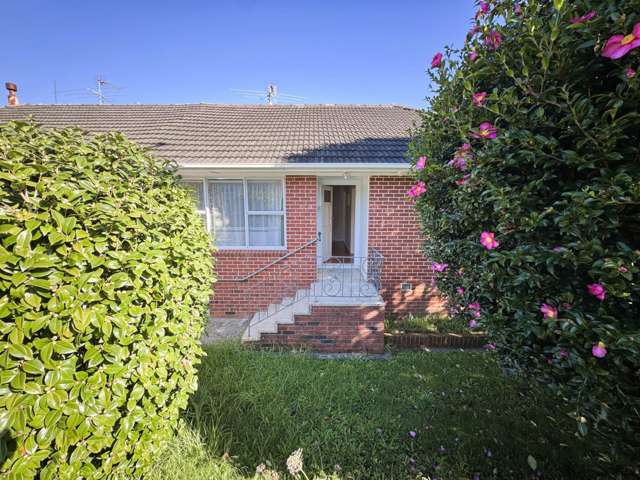 2/214 Main Highway Ellerslie_1