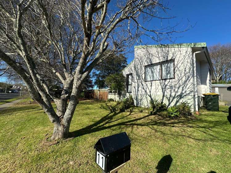 11 Muirfield Street Wattle Downs_16