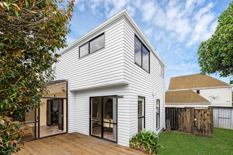 1/8 Priestley Drive Bucklands Beach_16