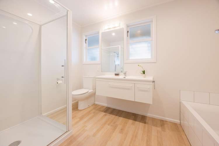 6 Woburn Street Waipukurau and Surrounds_11