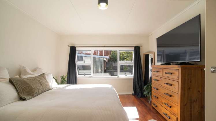 54 Harris Street Kaiti_11