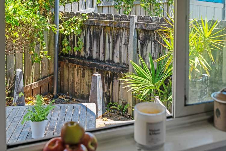 2 Sunset Crescent Maungatapu_10