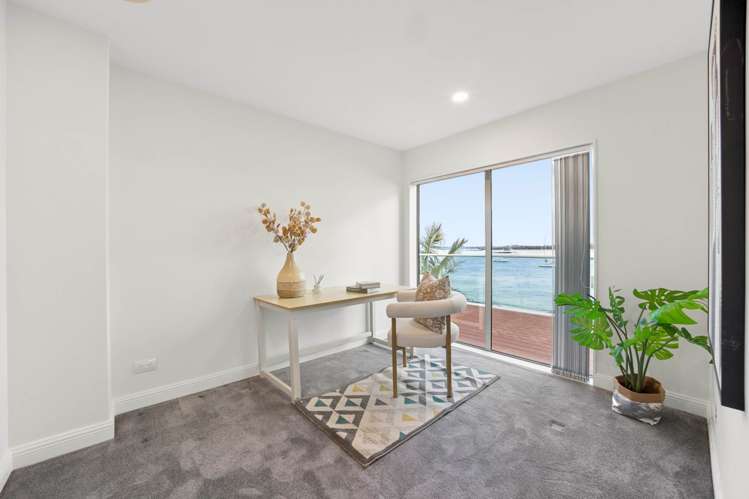 9 The Parade Bucklands Beach_18