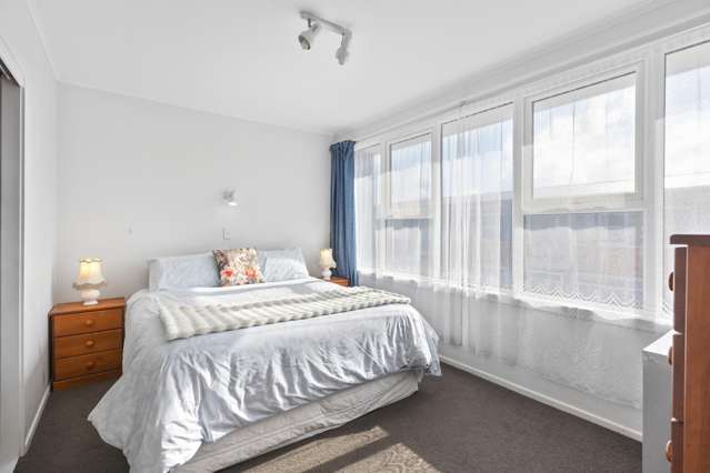 5/55 Apu Crescent Lyall Bay_4