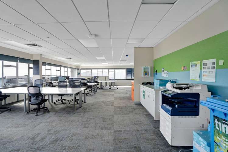 214 Devon Street East New Plymouth_11