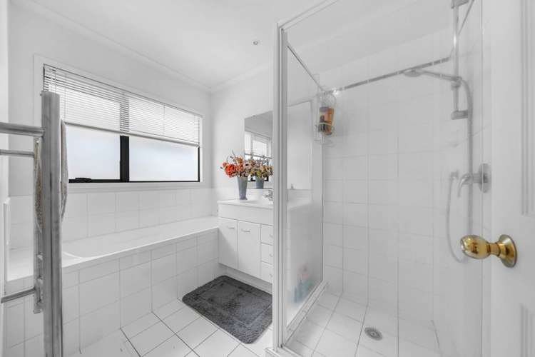 4 Attymon Lane East Tamaki_13