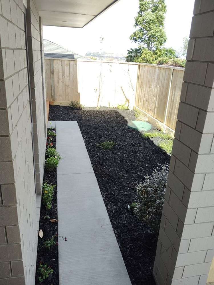 34B Bradbury Road Botany Downs_15
