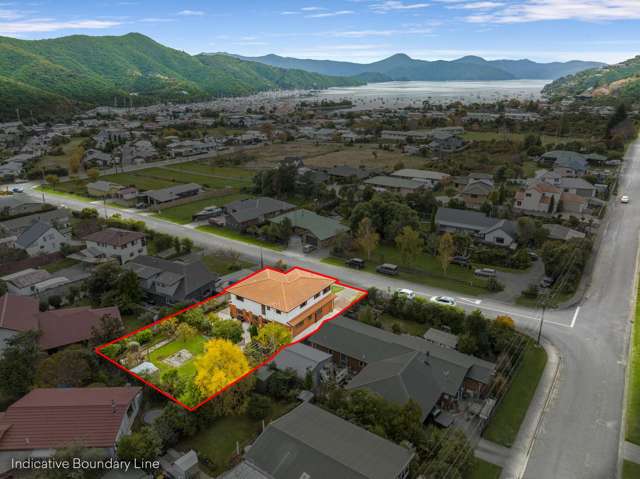 Vendor's Plans Set—Act Fast on This Waikawa Home!