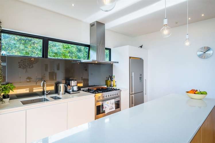 6 Westwell Road Belmont_9