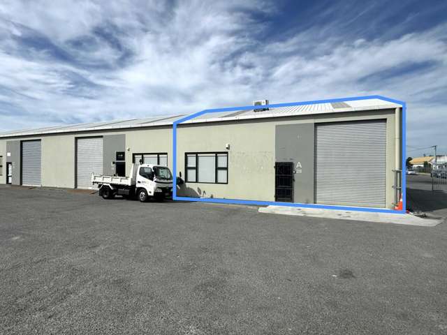 Wainoni Tradesman Unit/Warehouse