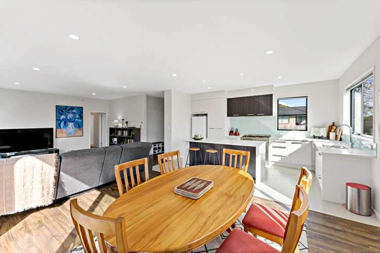 244 Victoria Street West Pukekohe_14