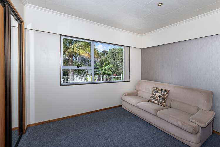 296 Beach Road Onerahi_9