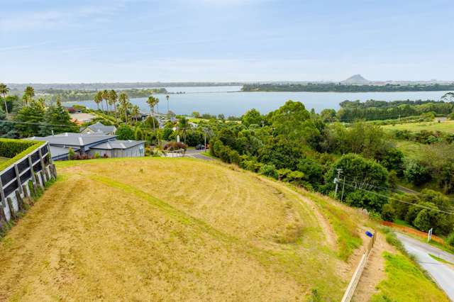 2 Ranginui Loop Road Welcome Bay_1