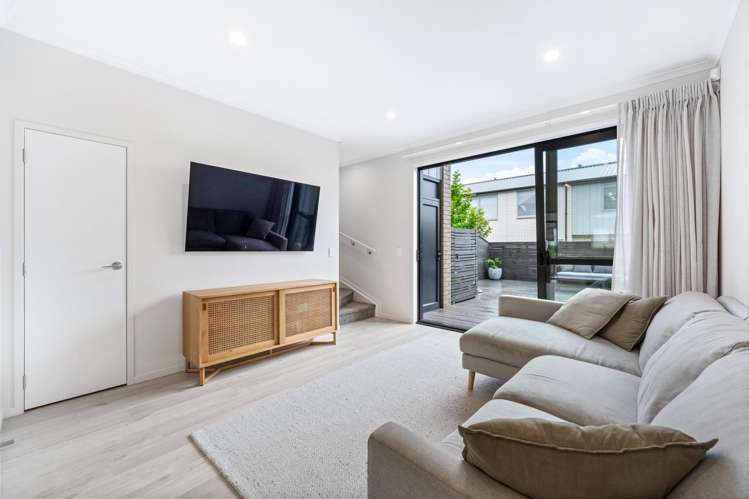 24 David Carnegie Road Hobsonville_13