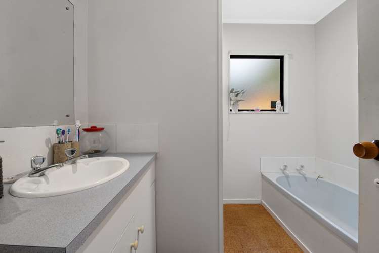 2/25 Philson Terrace Browns Bay_10