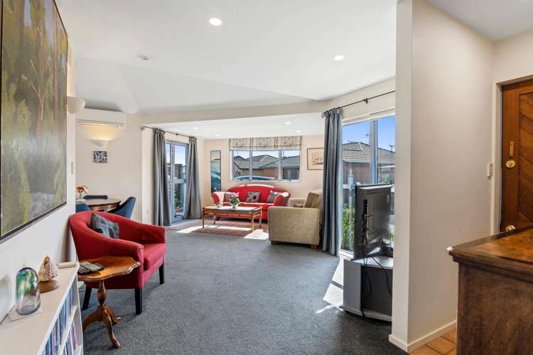 11 Highgrove Way The Wood_12