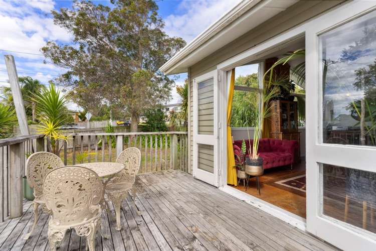 5 Simpson Road Ranui_19