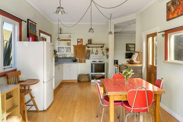 135 River Terrace Road Brightwater_12