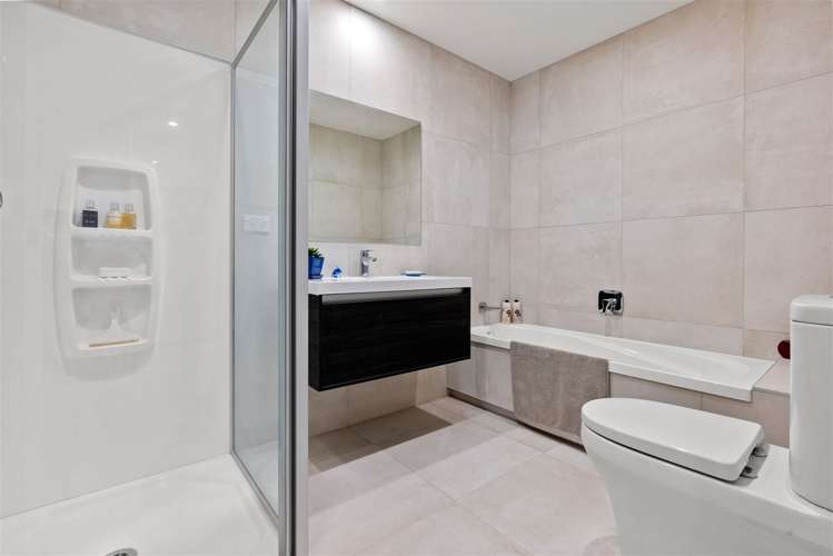 37 Matairangi Avenue Totara Heights_9