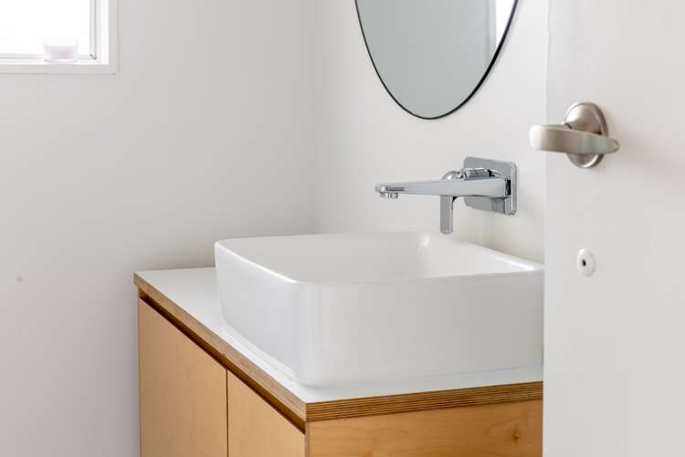 2/203 Galloway Street Hamilton East_7