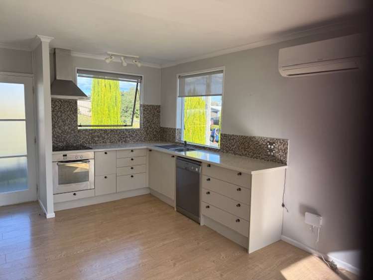 1/32 Teal Crescent Beach Haven_3