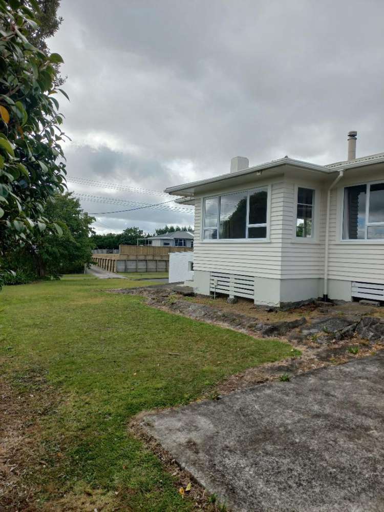 37 Swansea Road Stratford_10