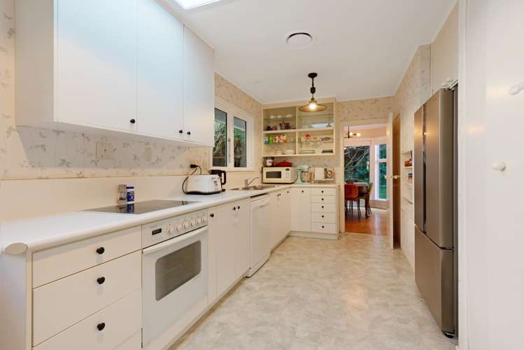 48 Homewood Crescent Karori_16