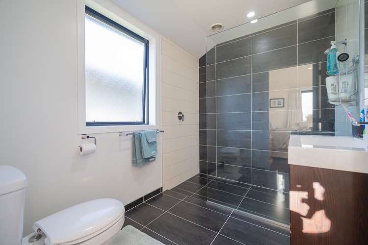 24 Burnby Drive Te Anau_16