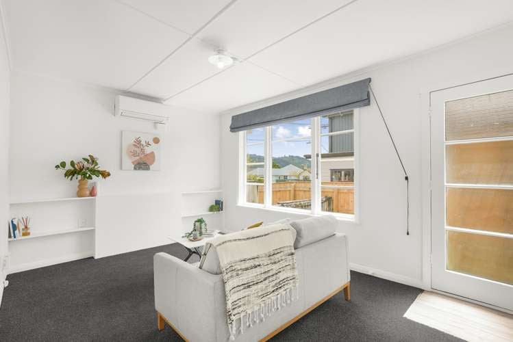 1/3 Huia Grove_0