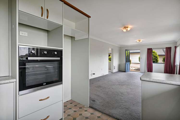 4/32 Mill Road Lower Vogeltown_5